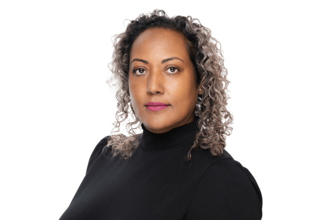 Dawn McKnight headshot